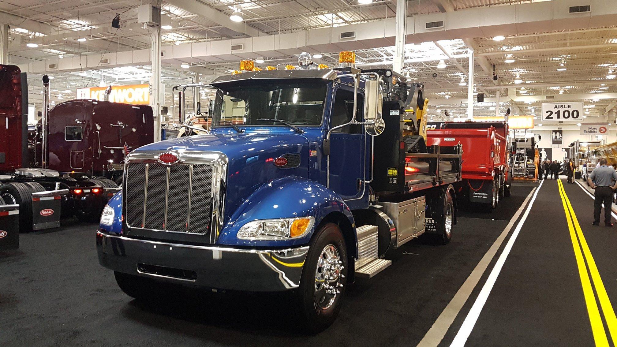 캐나다 트럭월드 상용차 산업 전시회 2024 (Truck World)