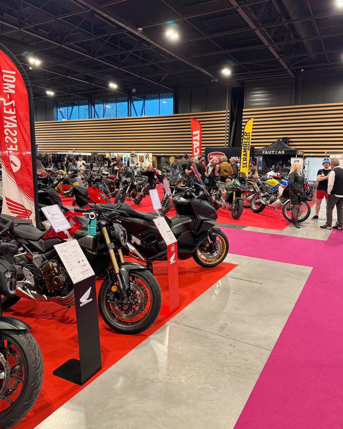 파리 이륜차 종합 전시회 2026 (Salon de la Moto Scooter Quad)