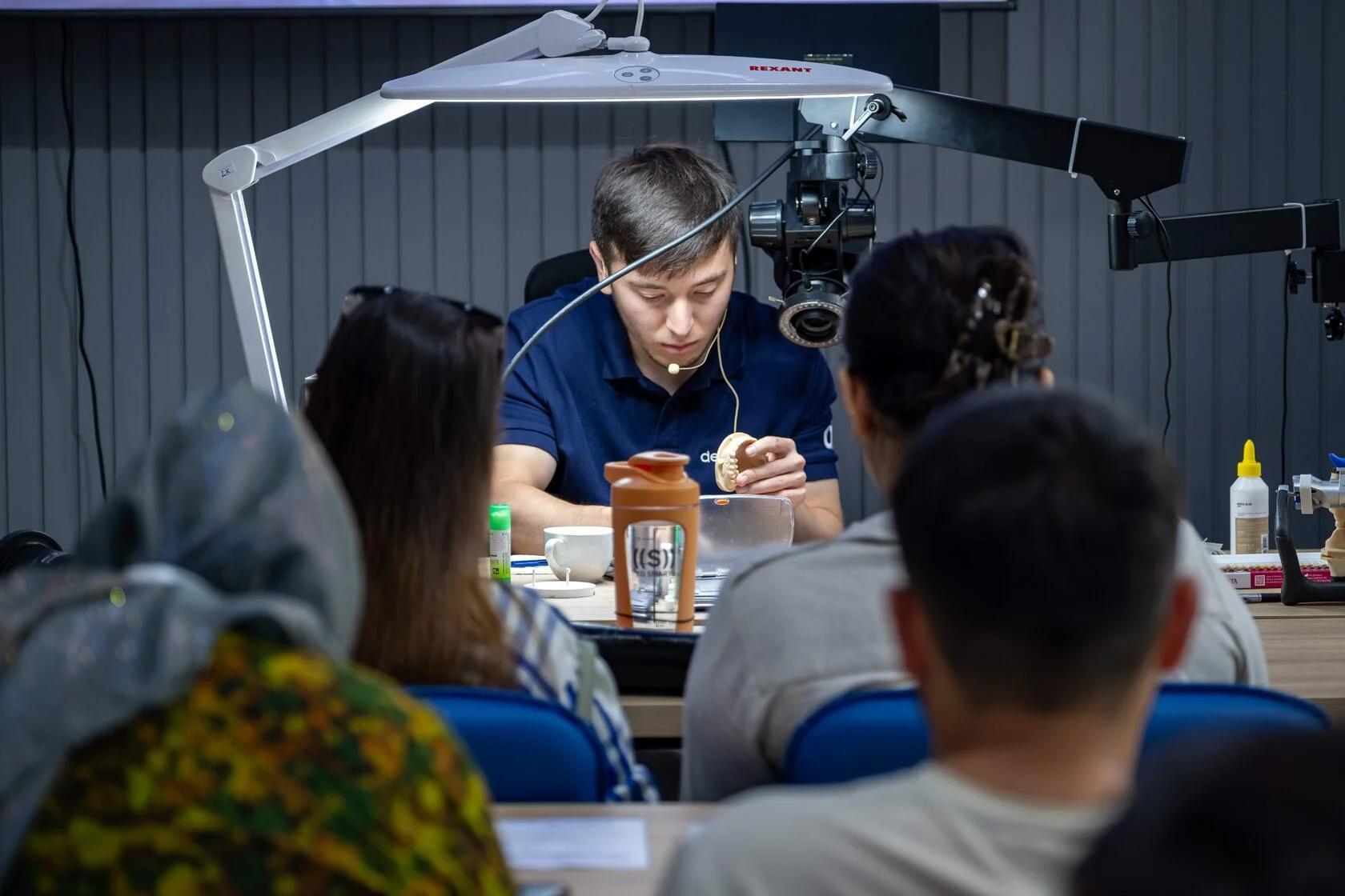 우즈베키스탄 타슈켄트 국제치과박람회 2025 (IDECA)