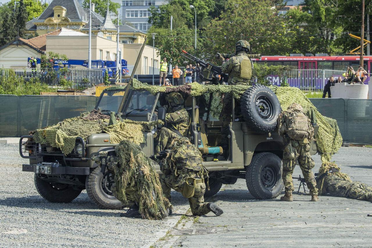 체코 브르노 국제방위산업기술전시회 2025 (IDET)