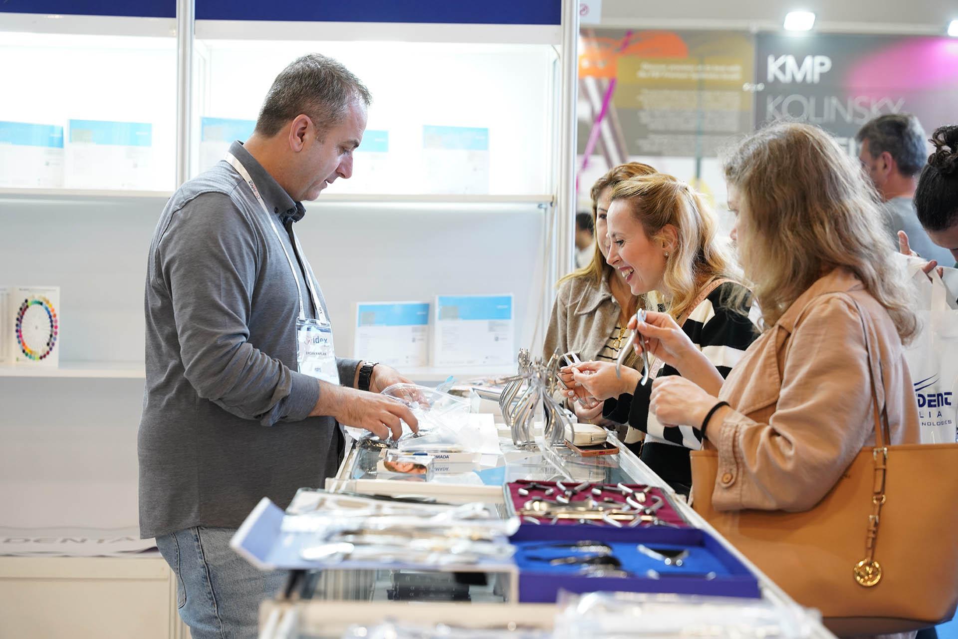 이스탄불 국제 치과산업 전시회 2026 (IDEX Istanbul)