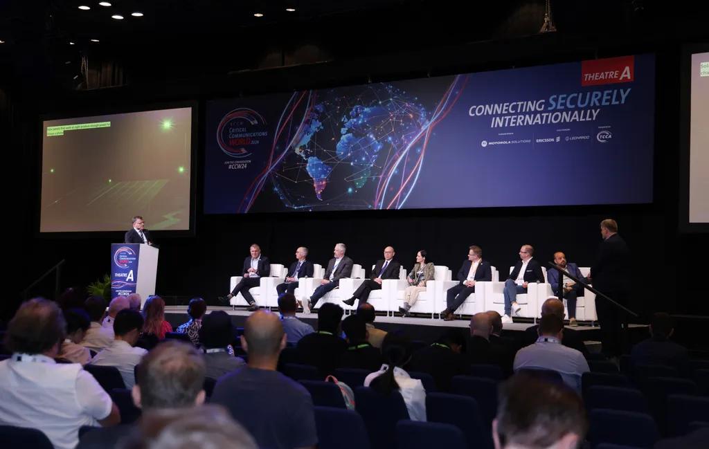 벨기에 브뤼셀 핵심통신산업 전시회 2025 (CCW)